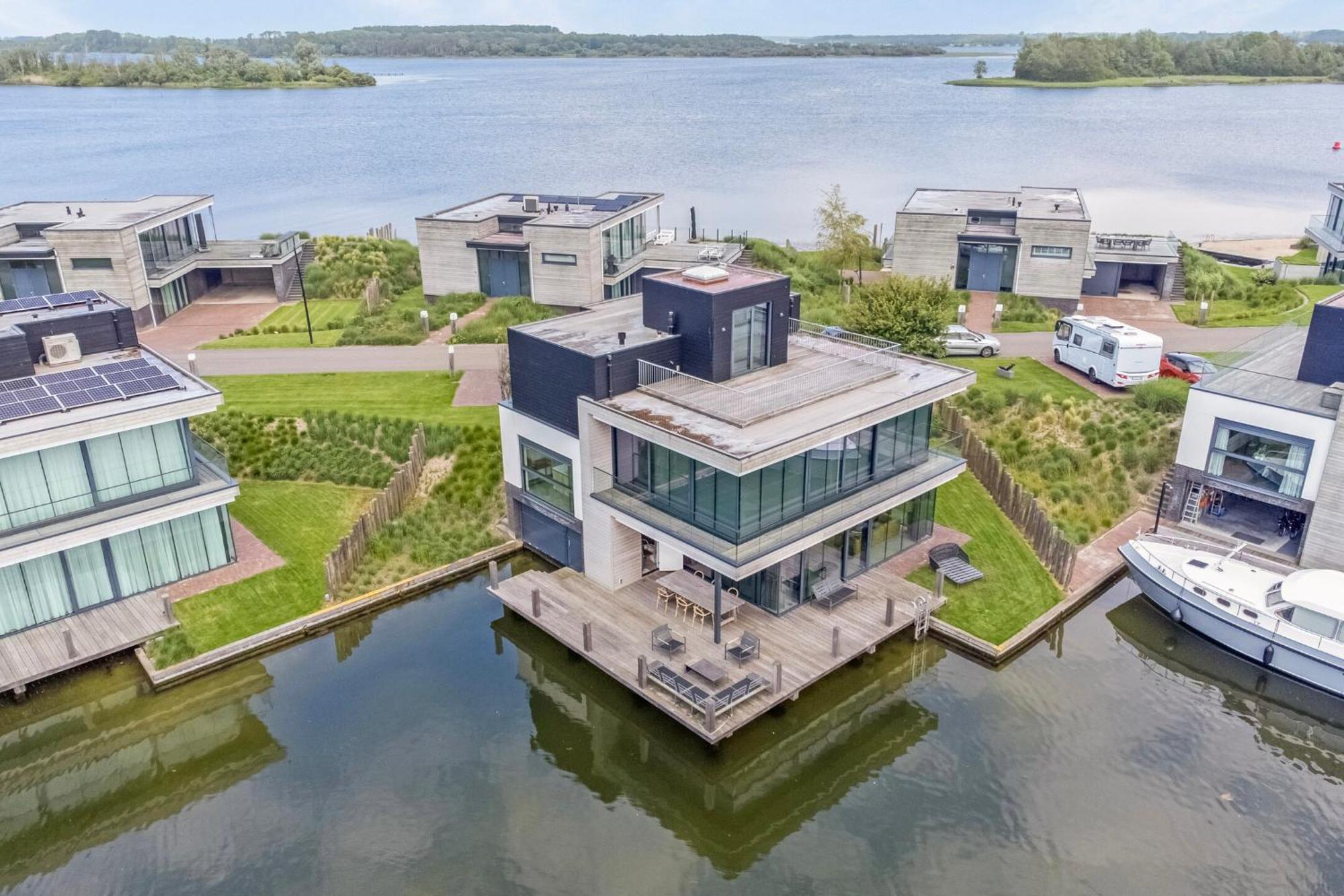 Luxe Met Aanlegsteiger Aan Het Veerse Vakantiehuis *